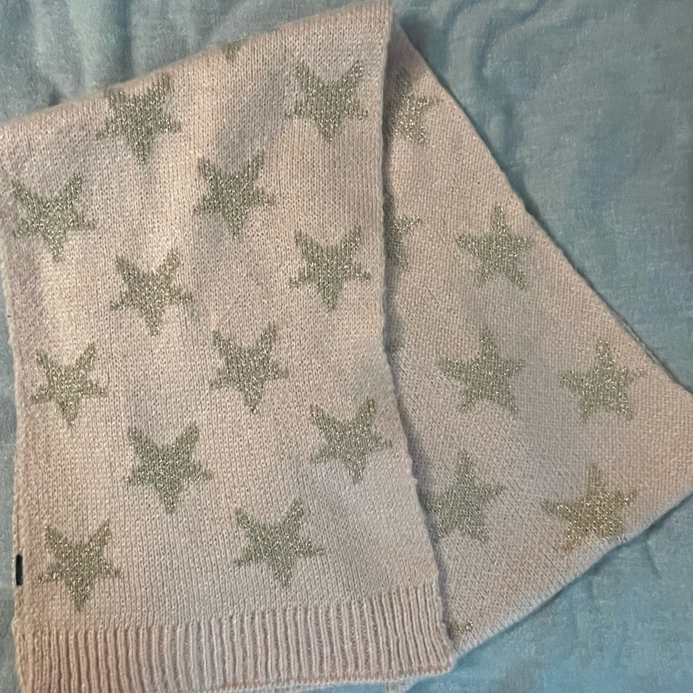 Pick 3/$20 Pink scarf with gold stars